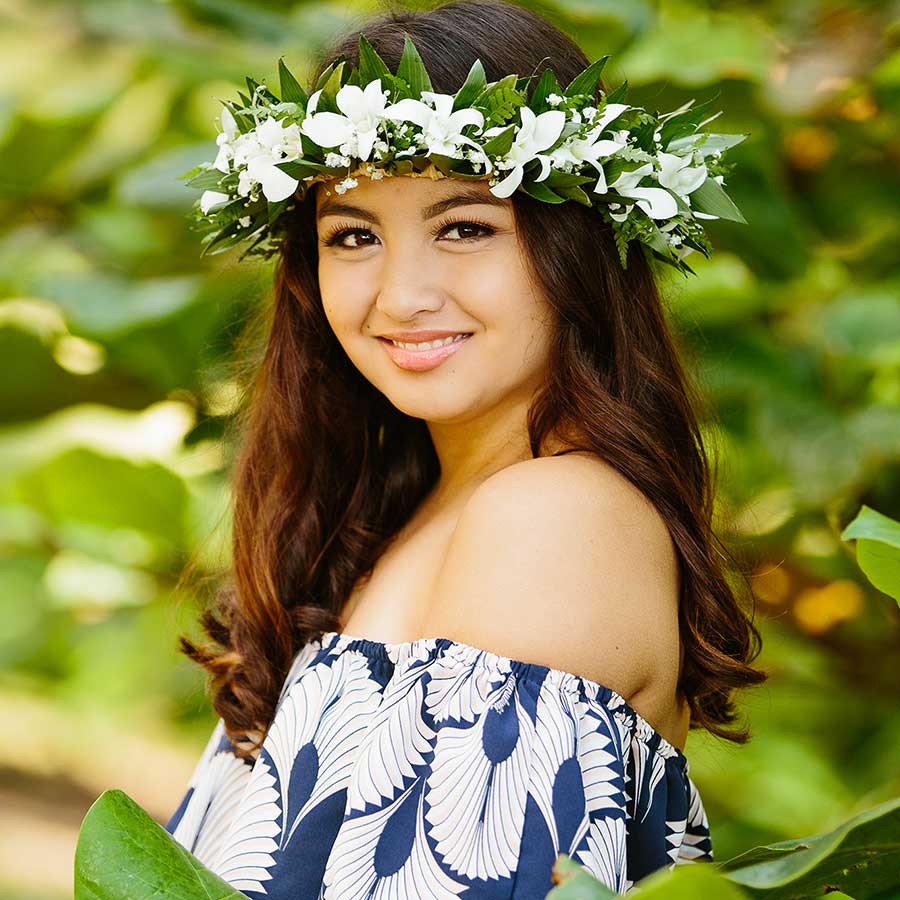 image of a senior portrait on the big island